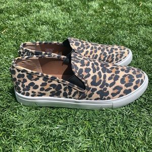 Steve Madden Safary Slip On